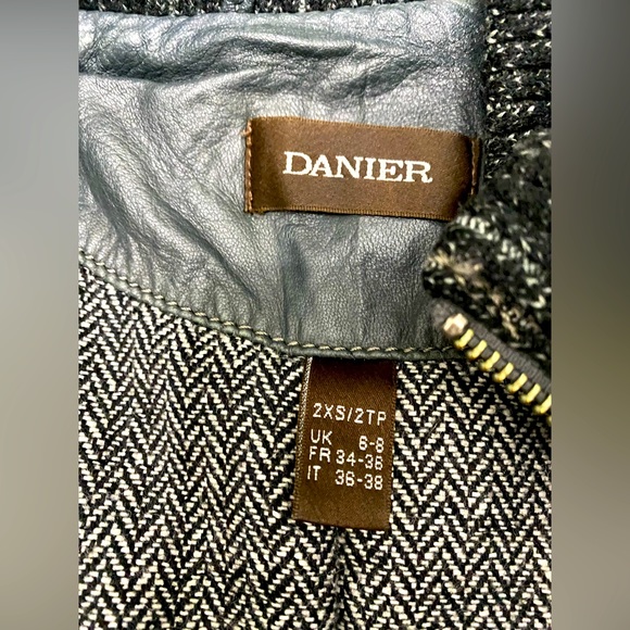 Danier Leather Long Jacket - Picture 2 of 9